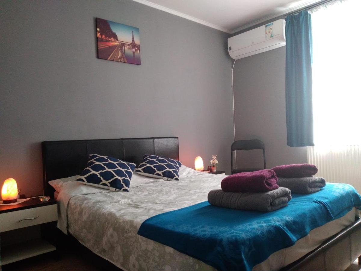 White House Guest House Hunedoara Bagian luar foto